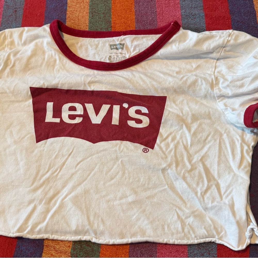 Levi's cropped Kids White Tee with Red Logo
